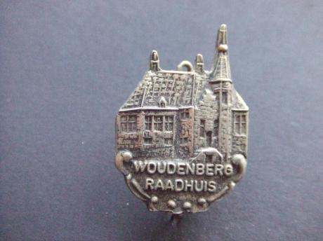 Raadhuis Woudenberg Rijksmonument zilverkleurig